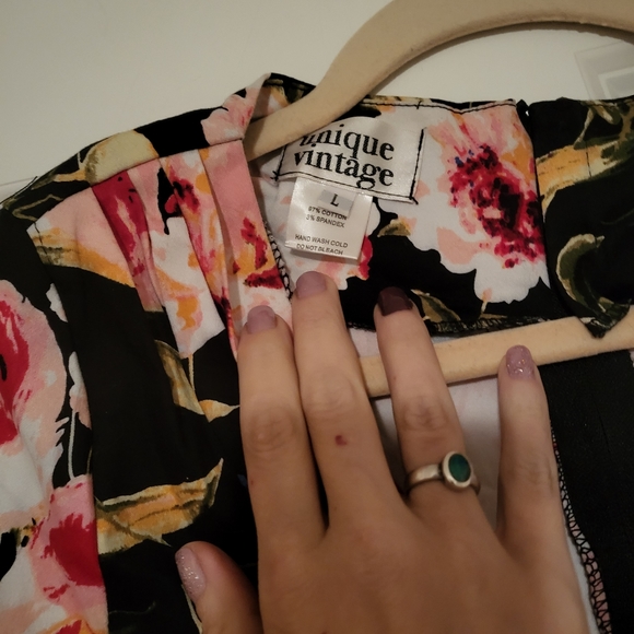 Unique Vintage large black floral swing - Picture 3 of 4